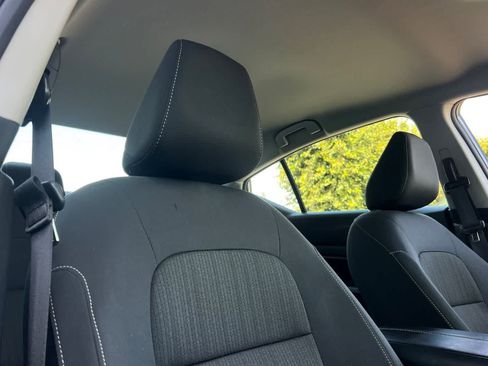 Used 2025 Nissan Altima 2.5 SV FWD image 18