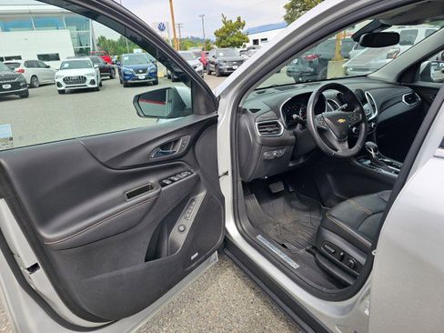 Used 2022 Chevrolet Equinox Premier image 25