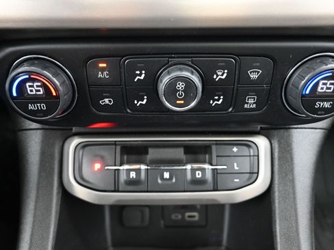 Certified 2023 GMC Acadia Denali w/ Denali Ultimate Package image 16