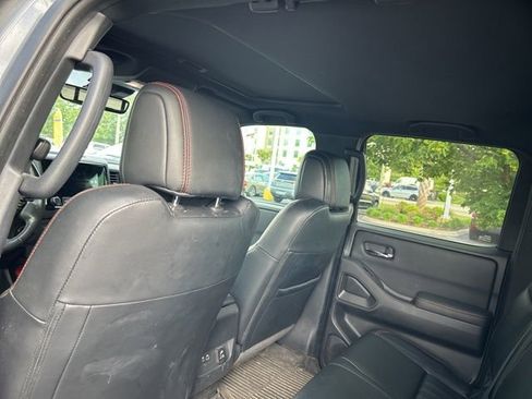 Used 2023 Nissan Frontier PRO-4X w/ Pro-4X Premium Package AWD/4WD image 12