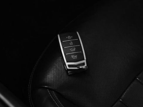 Used 2018 Genesis G80 3.3T Sport RWD image 57