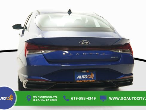 Used 2021 Hyundai Elantra Limited FWD image 15