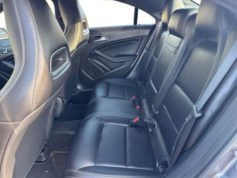 Used 2018 Mercedes-Benz CLA 250 4MATIC image 13