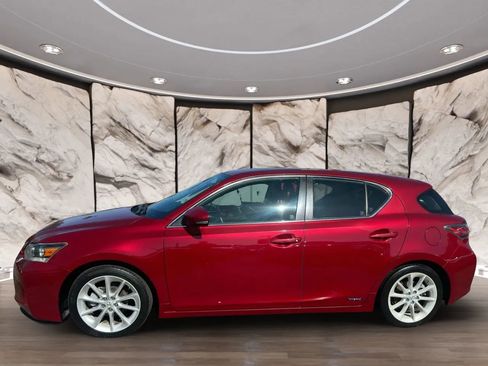 Used 2013 Lexus CT 200h image 3