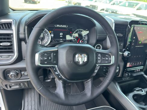 Used 2025 RAM 1500 Laramie w/ Laramie Southwest Edition AWD/4WD image 17