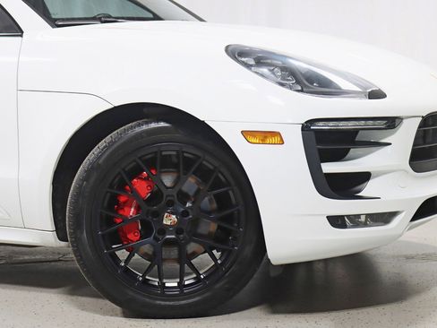 Used 2017 Porsche Macan GTS w/ Premium Package Plus AWD/4WD image 5