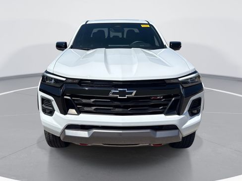 Used 2023 Chevrolet Colorado Z71 w/ Z71 Convenience Package 2 AWD/4WD image 2