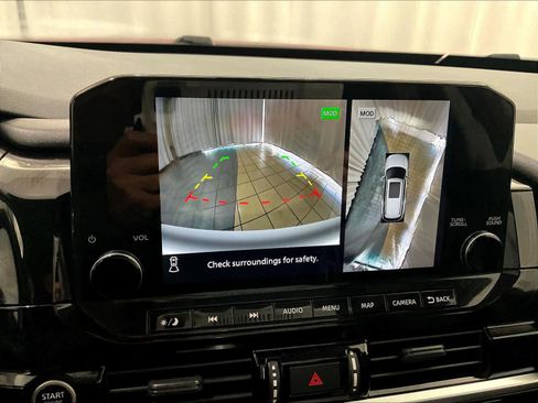 Used 2022 Nissan Pathfinder SL w/ SL Premium Package image 20