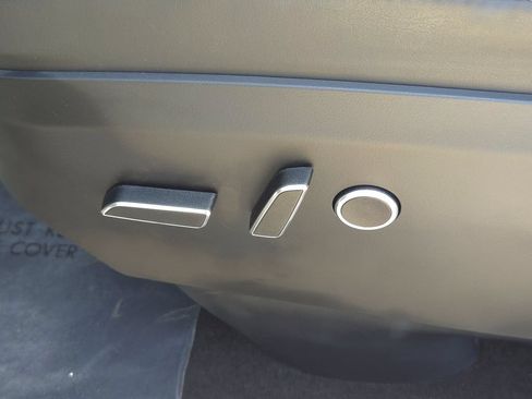 Used 2022 Tesla Model X AWD/4WD image 16