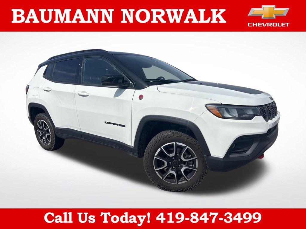 Used 2025 Jeep Compass Trailhawk AWD/4WD 360° Tour
