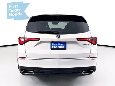 Used 2023 Acura MDX FWD image 6