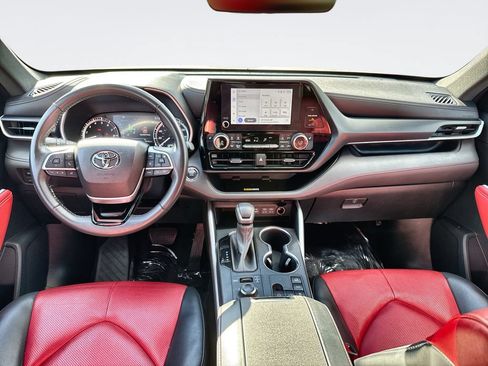 Used 2023 Toyota Highlander XSE AWD/4WD image 28