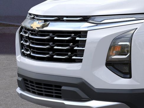 New 2026 Chevrolet Equinox LT AWD/4WD image 13