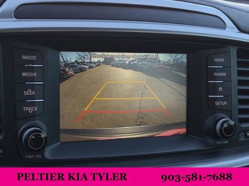 Used 2019 Kia Sorento L image 35