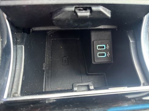 Used 2019 Ford Edge Titanium w/ Cold Weather Package image 31