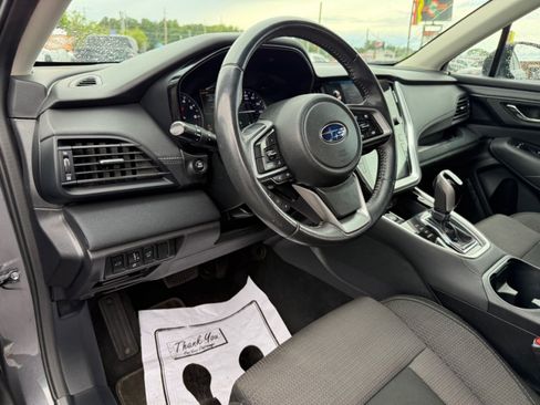 Used 2022 Subaru Outback Premium AWD/4WD image 18
