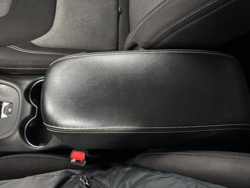 Used 2014 Jeep Cherokee Altitude w/ Cold Weather Group image 44