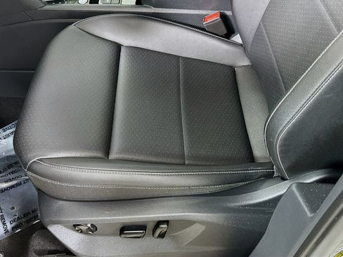 Certified 2023 Volkswagen Atlas SE AWD/4WD image 12