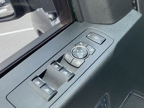 Used 2018 Ford F250 Lariat w/ Lariat Ultimate Package image 11