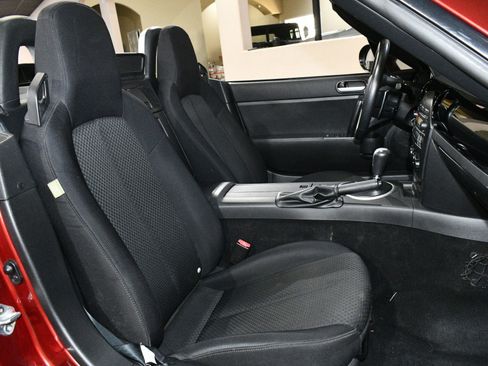 Used 2007 MAZDA MX-5 Miata Touring image 8