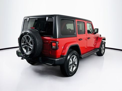 Used 2021 Jeep Wrangler Unlimited Sahara AWD/4WD image 9