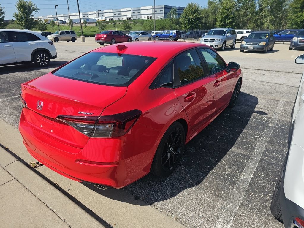 Used 2025 Honda Civic Sport image 5