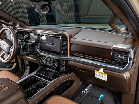 Used 2026 Ford F250 King Ranch w/ Chrome Package image 18