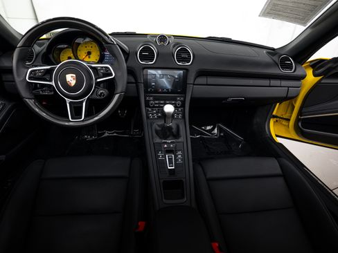 Certified 2025 Porsche 718 Boxster GTS image 12