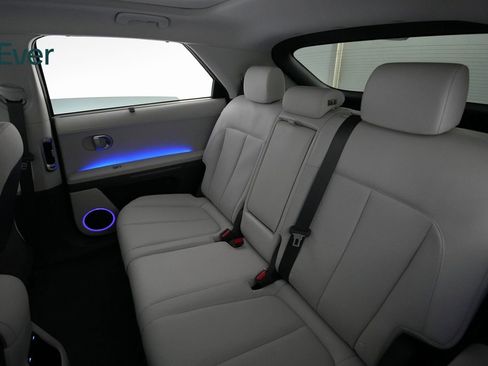 Used 2024 Hyundai Ioniq 5 Limited image 10