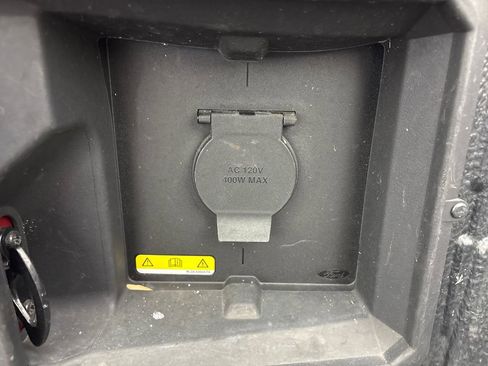 Certified 2021 Ford F150 Lariat w/ Equipment Group 502A High image 31