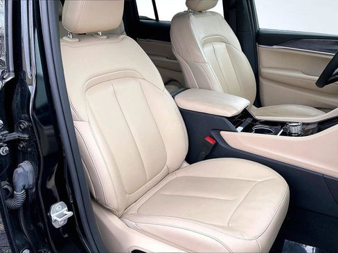 Used 2023 Jeep Grand Cherokee Limited w/ Trailer Tow Prep Group (B) image 8