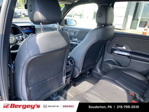 Used 2023 Mercedes-Benz GLB 250 4MATIC image 25