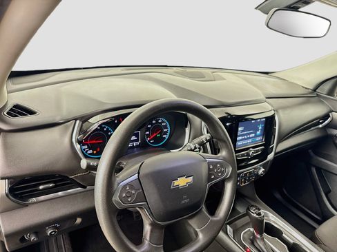 Used 2019 Chevrolet Traverse LS FWD image 11