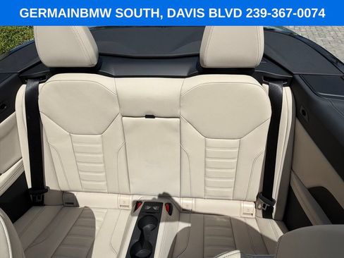 Used 2025 BMW M440i Convertible w/ Premium Package RWD image 17