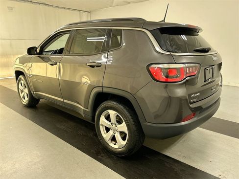 Used 2019 Jeep Compass Latitude image 7