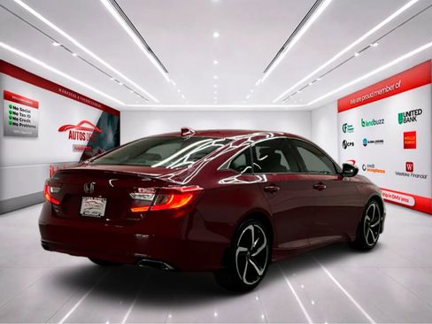 Used 2018 Honda Accord Sport image 8