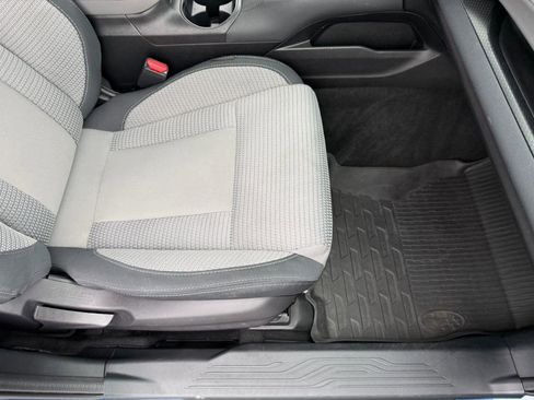 Used 2022 Subaru Outback Premium AWD/4WD image 18