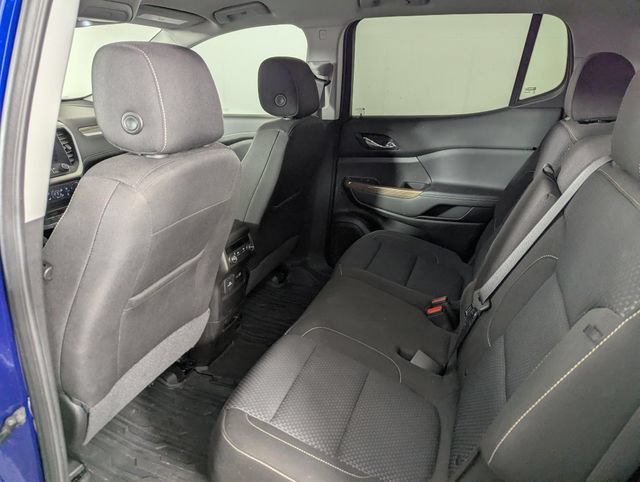 Used 2023 GMC Acadia SLE w/ LPO, Floor Liner Package AWD/4WD image 17