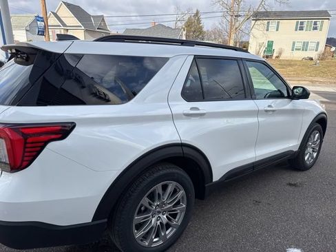 New 2026 Ford Explorer Active w/ Active Comfort Package AWD/4WD image 6