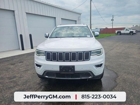 Used 2019 Jeep Grand Cherokee Limited w/ Luxury Group II AWD/4WD image 2