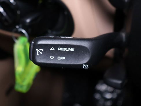 Used 2019 Porsche Macan image 26