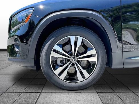 Certified 2026 Mercedes-Benz GLB 250 4MATIC image 5