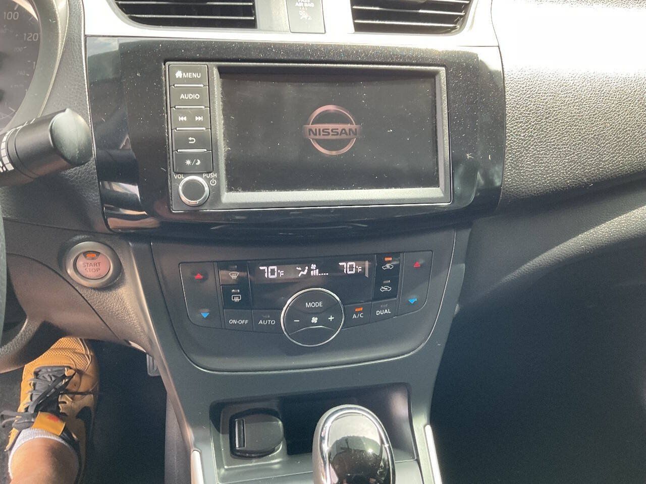 Used 2019 Nissan Sentra SV FWD image 14