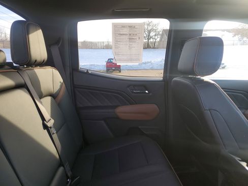 Used 2025 GMC Canyon AT4 w/ Technology Plus Package image 34