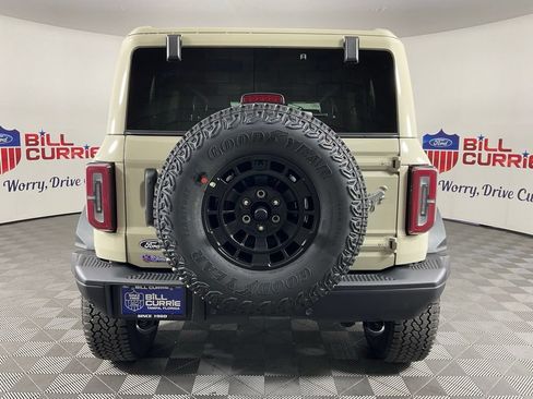 New 2026 Ford Bronco Badlands AWD/4WD image 4