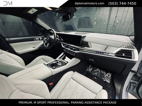 Used 2025 BMW X6 xDrive40i w/ Premium Package AWD/4WD image 19