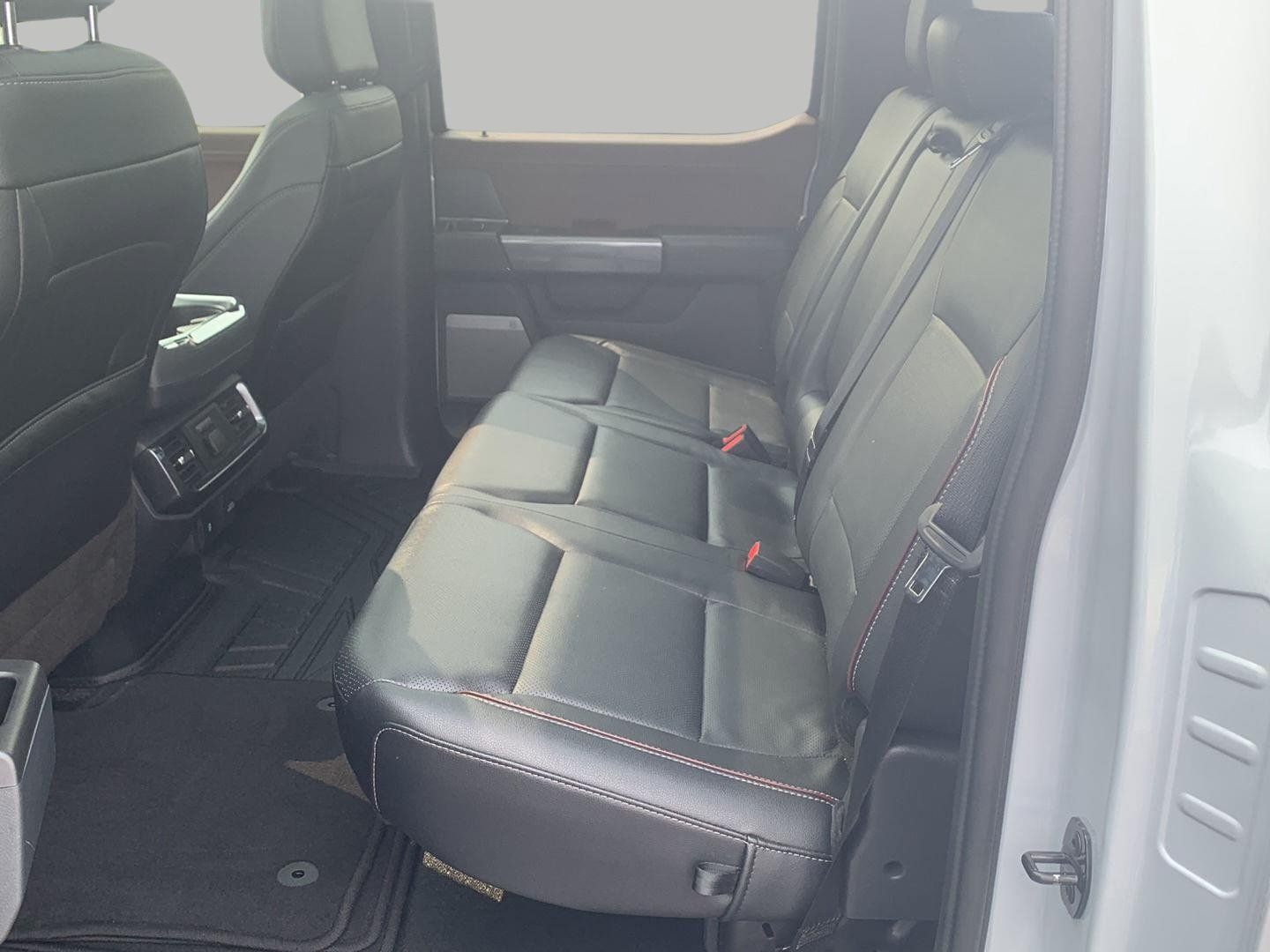 Used 2022 Ford F150 Lariat w/ Equipment Group 502A High AWD/4WD image 23