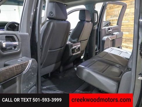 Used 2022 GMC Sierra 2500 Denali w/ Denali Black Diamond Edition image 15