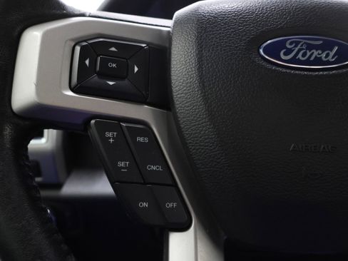 Used 2018 Ford F250 Lariat w/ Chrome Package image 14