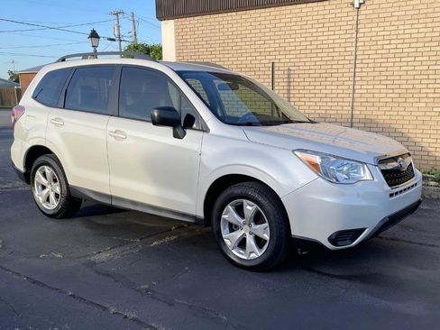 Used 2015 Subaru Forester 2.5i w/ Alloy Wheel Package AWD/4WD image 7